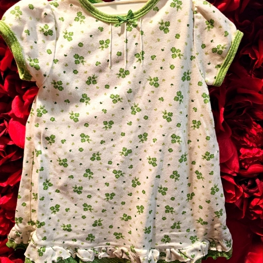 Carter's 24 Months Shamrock Dress and Matching Pants Like New